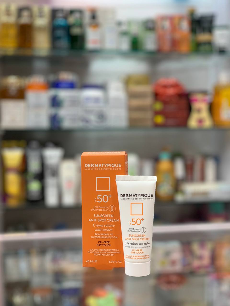 ضدآفتاب بی رنگ درما تیپیک